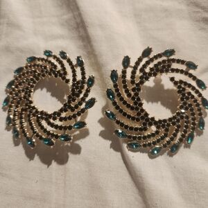 Gorgeous Green crystal statement post earrings